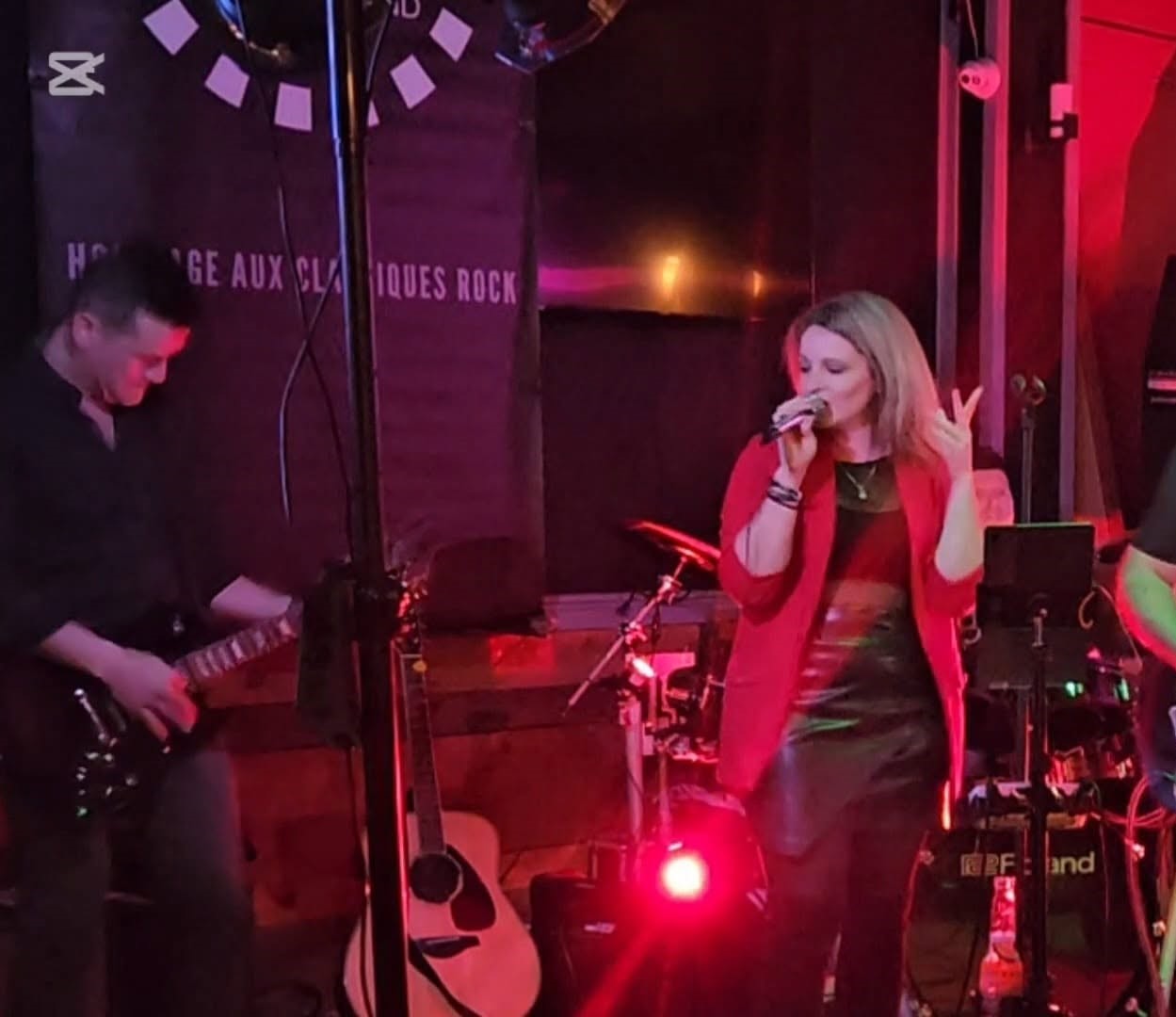 The Full House Band en performance